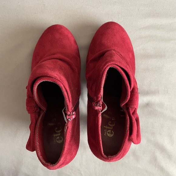 Red booties - Picture 3 of 4